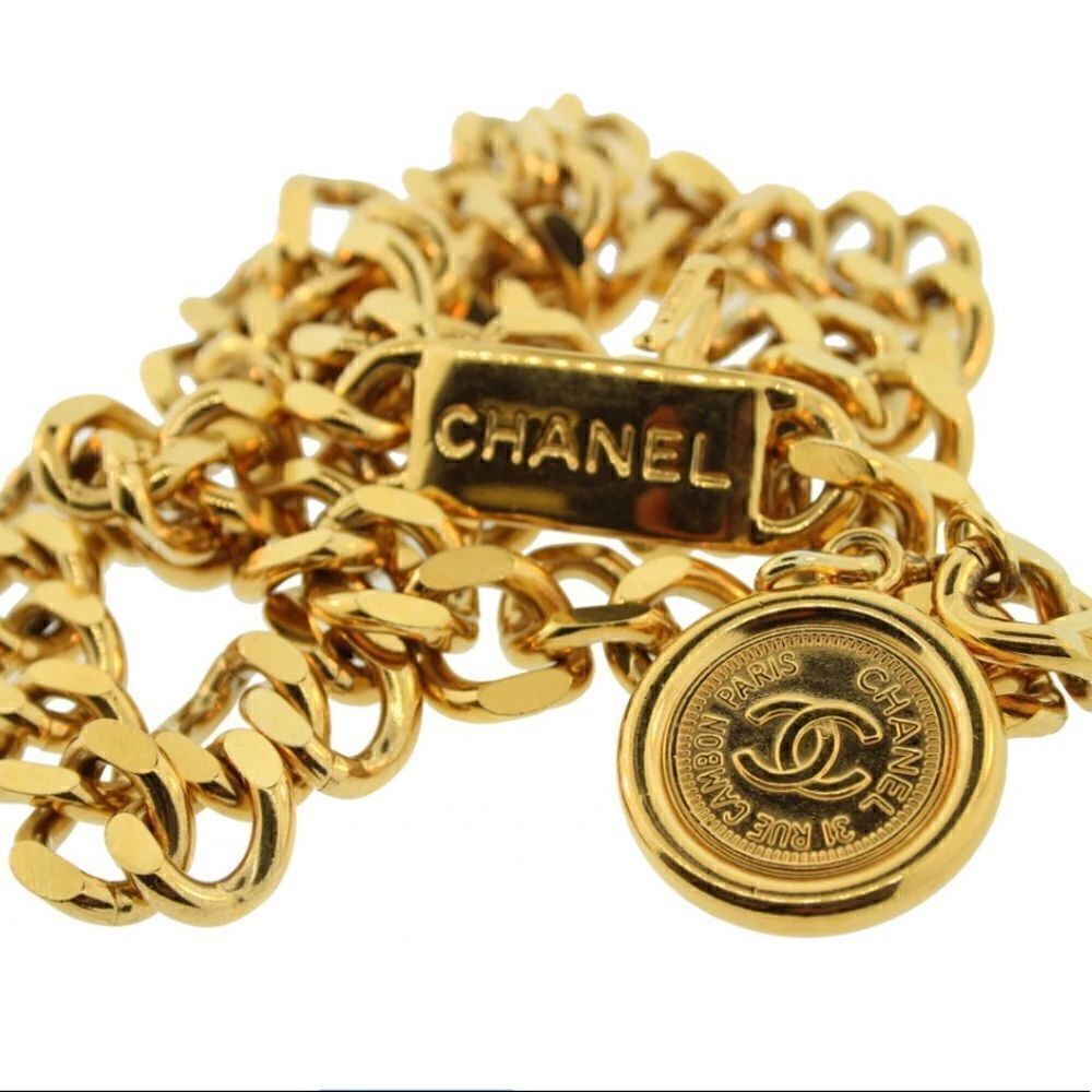 CHANEL Vintage Medallion Chain Belt Metal 70